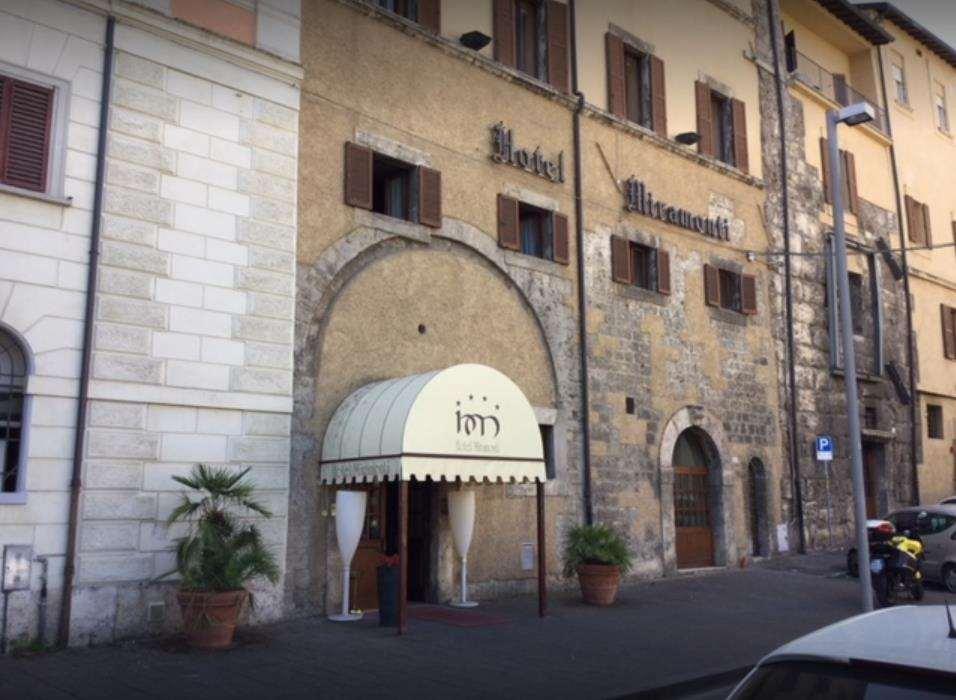 Hotel&Ristorante Miramonti Palazzo Storico Rieti Eksteriør billede