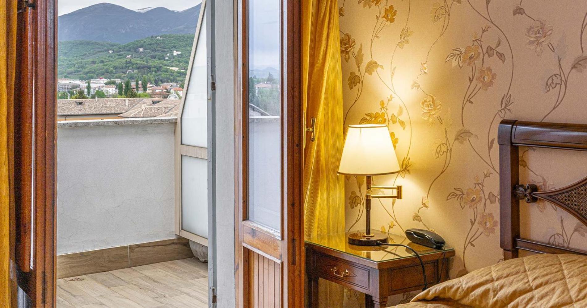 Hotel&Ristorante Miramonti Palazzo Storico Rieti Eksteriør billede
