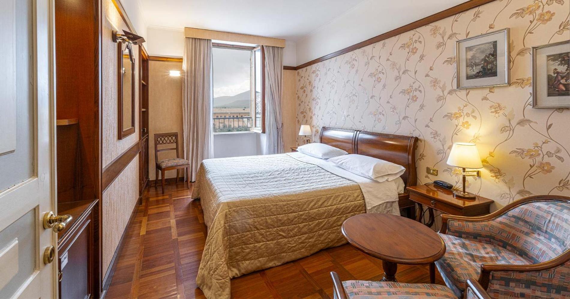 Hotel&Ristorante Miramonti Palazzo Storico Rieti Eksteriør billede